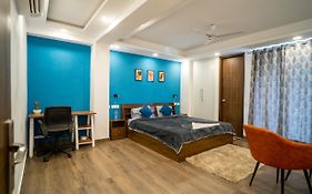 Flxho Uno - Serviced Apartment & Rooms - Golf Course Road